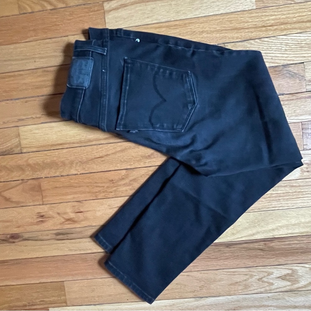 Levi’s Slim Shaping black jeans sz 29
